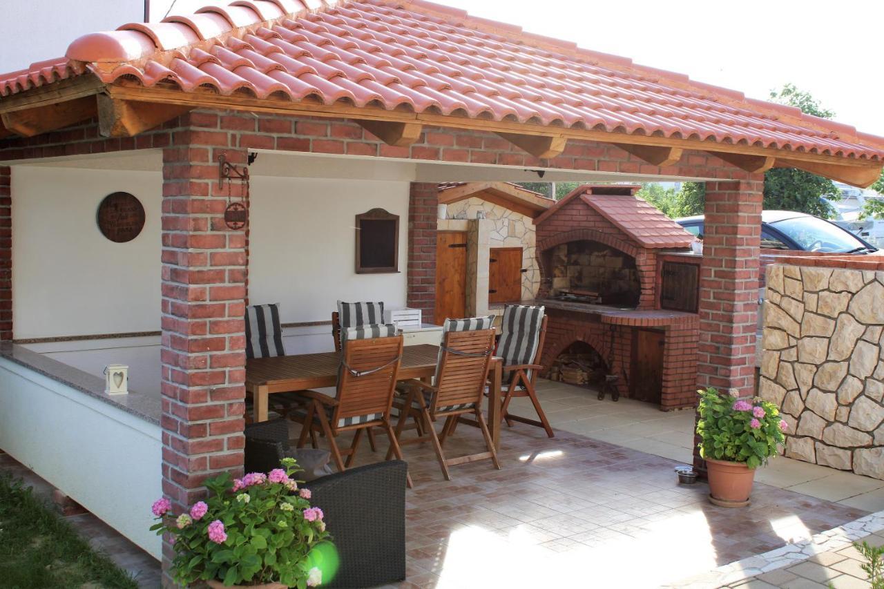 Barbat na Rabu Apartmani B&S מראה חיצוני תמונה