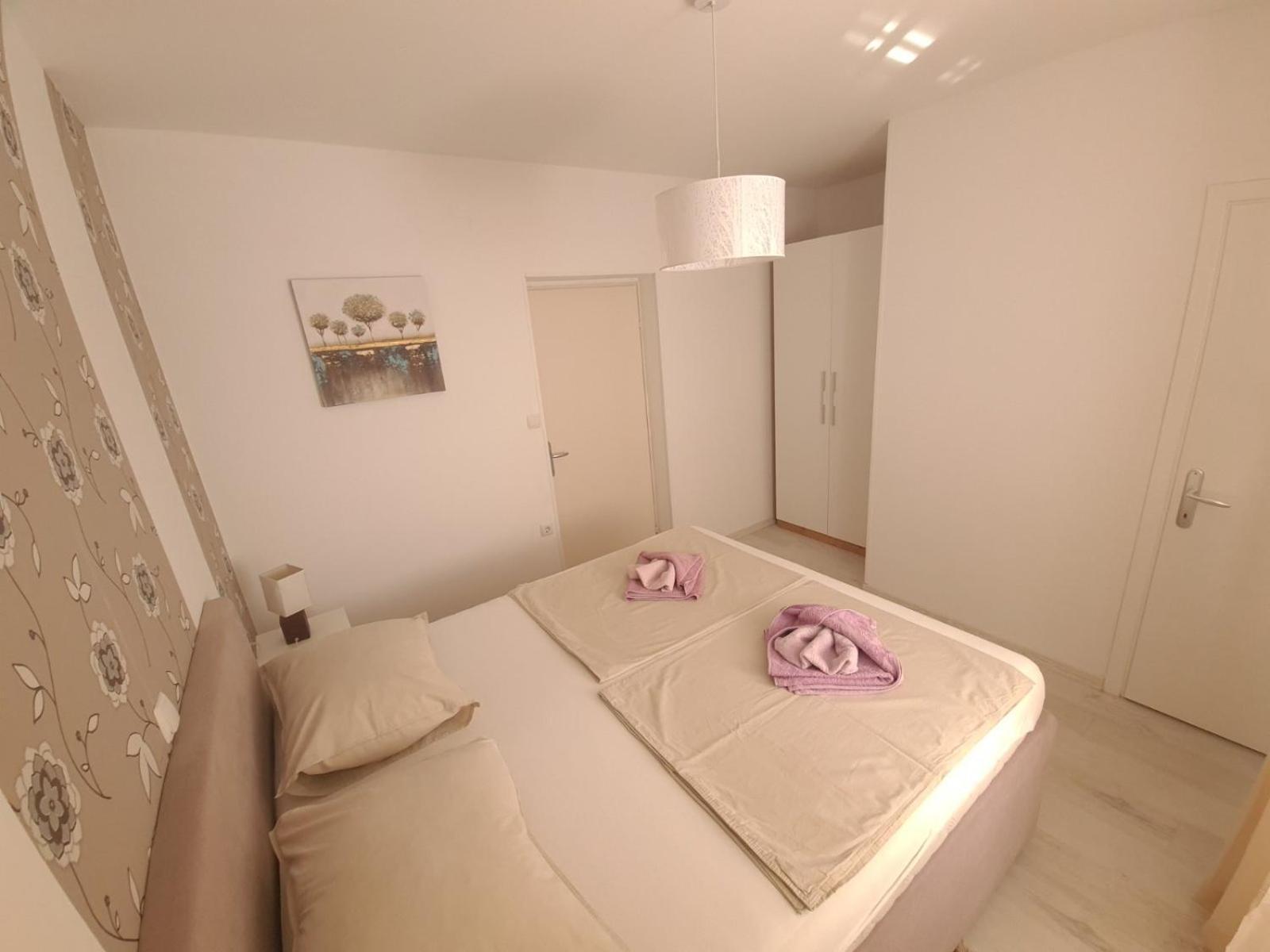 Barbat na Rabu Apartmani B&S מראה חיצוני תמונה